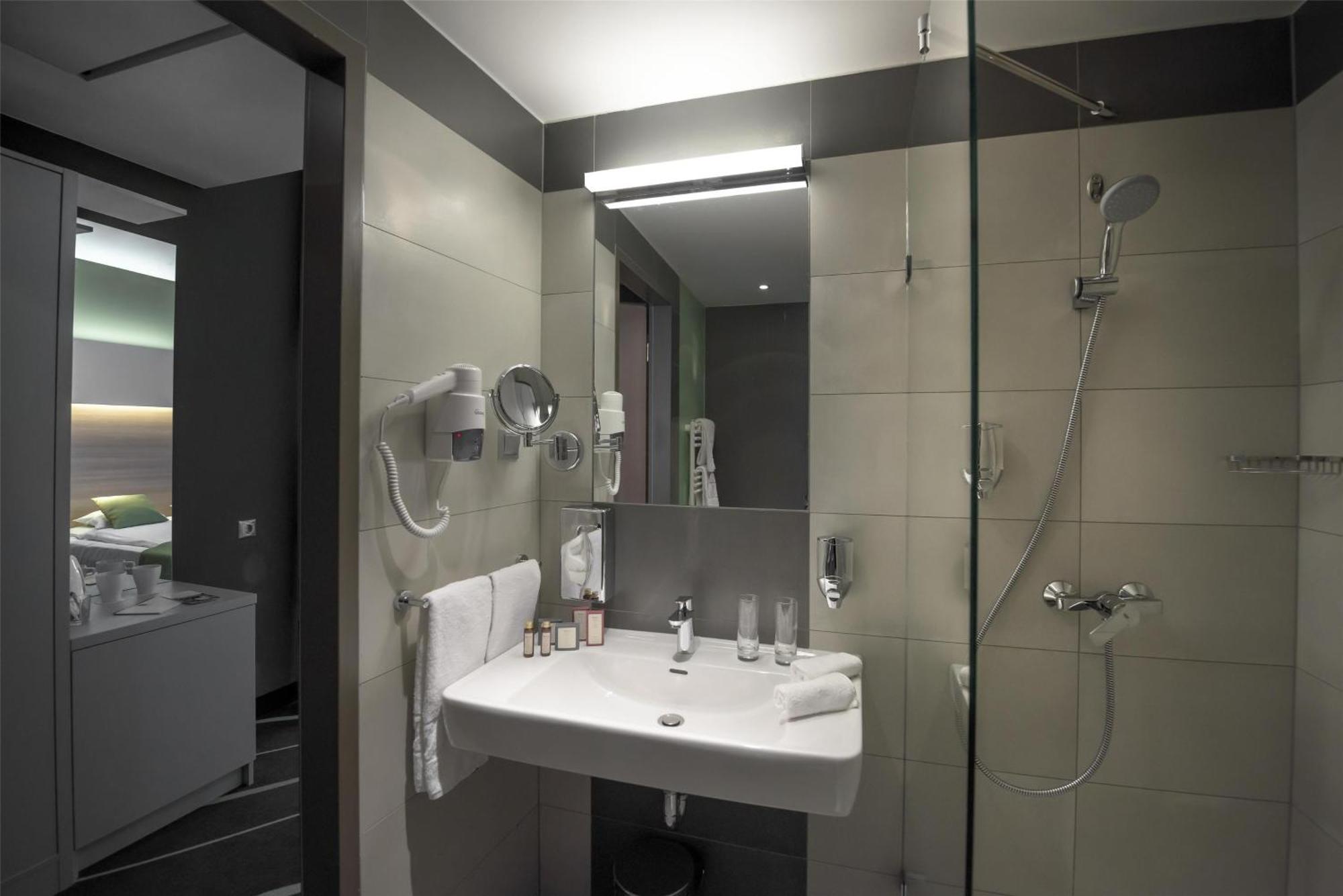 Western Lakeside 4* Székesfehérvár